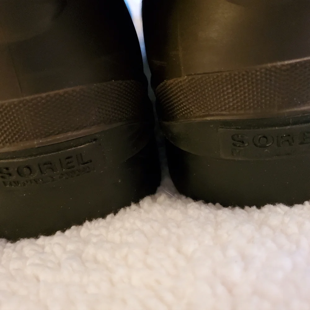 SOREL Men's Caribou Waterproof Winter Boots size 13. Dark brown. - Picture 4 of 8